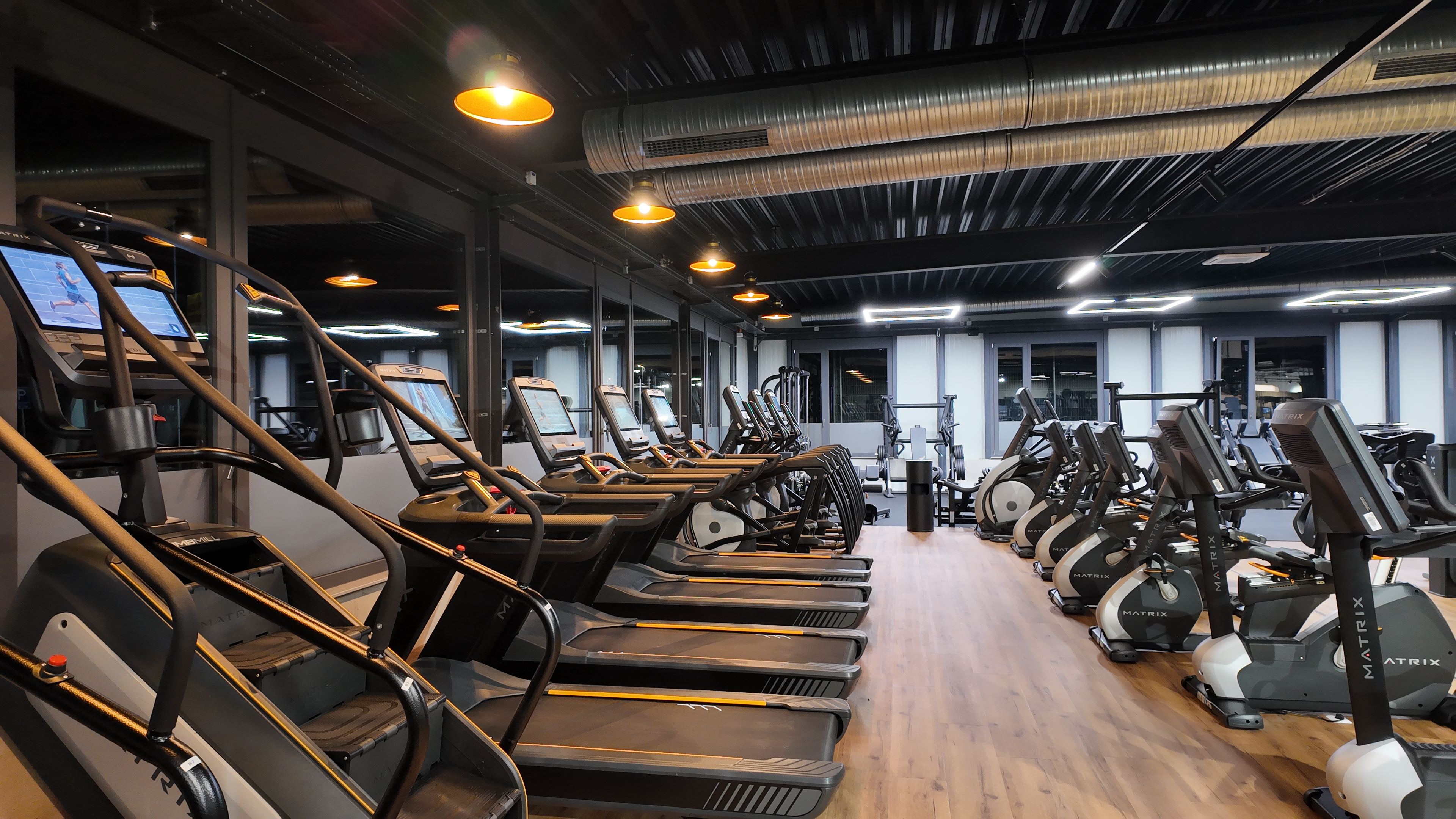 Laufbandbereich im JonFit Studio